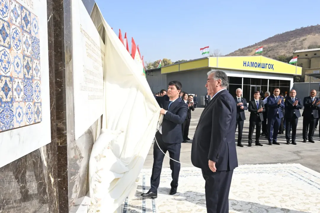 President Witnesses Launch of Tajikistan’s First Modern Tile Plant